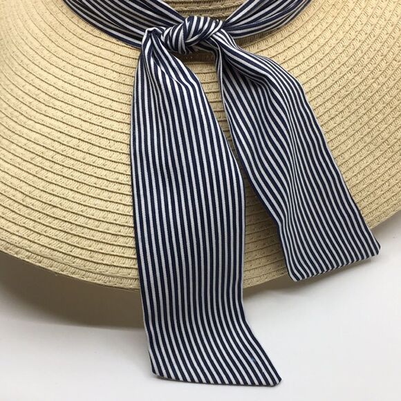 Jones New York floppy straw sun hat with blue and white twilly ribbon OSFA - Picture 2 of 14